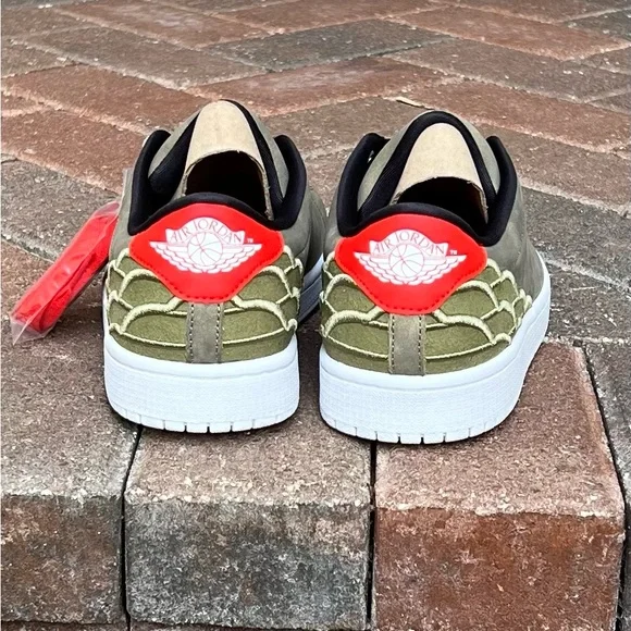 Air Jordan 1 Centre Court sneakers - Picture 7 of 11